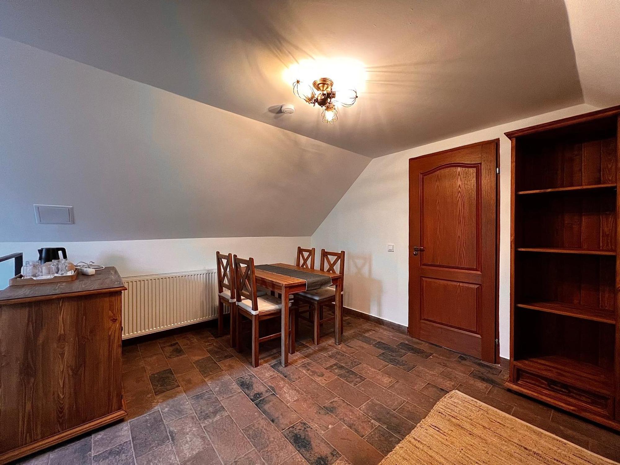 Bed and Breakfast Pilisi Lovas Major, Dorog Екстер'єр фото