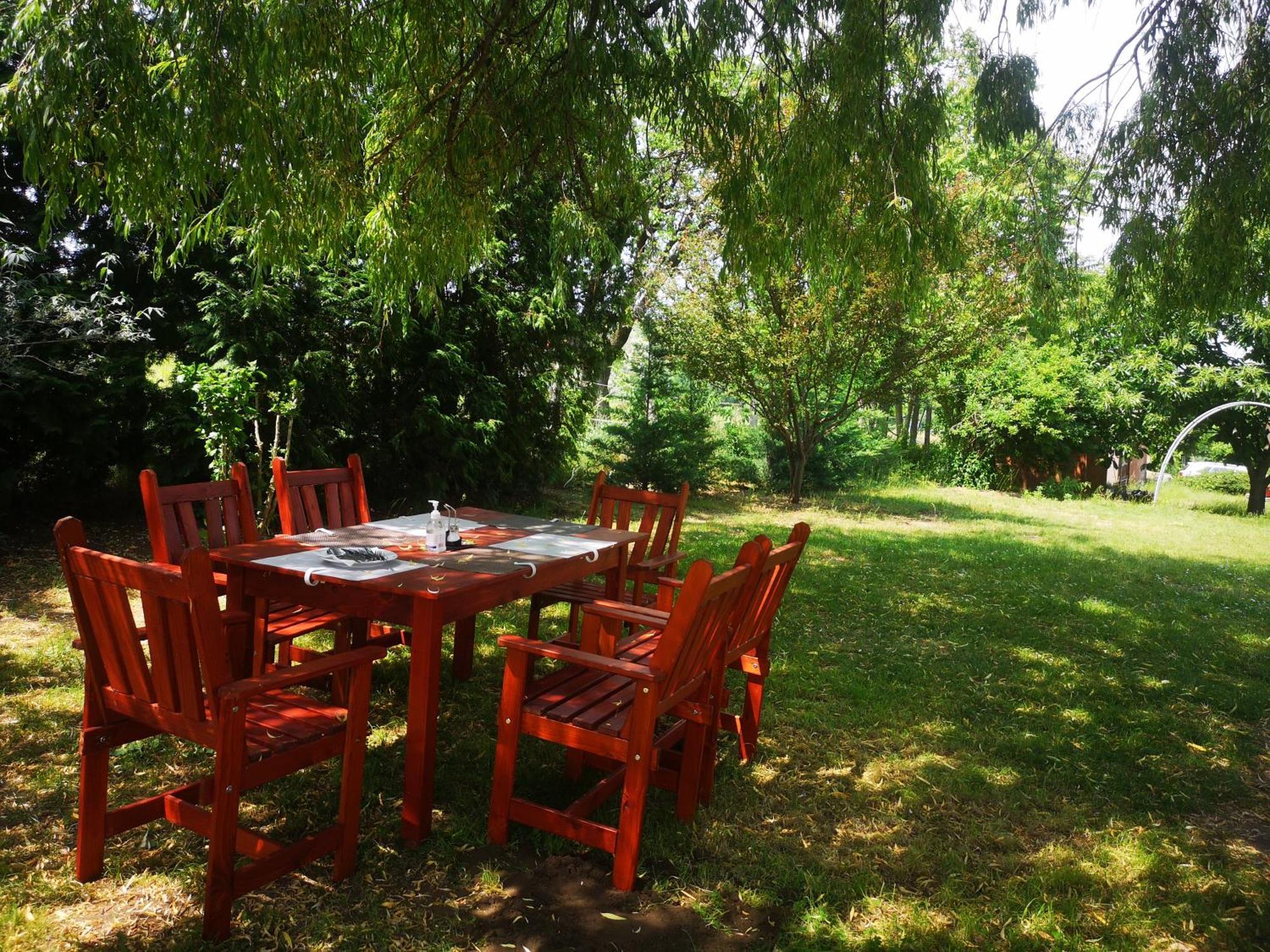 Bed and Breakfast Pilisi Lovas Major, Dorog Екстер'єр фото