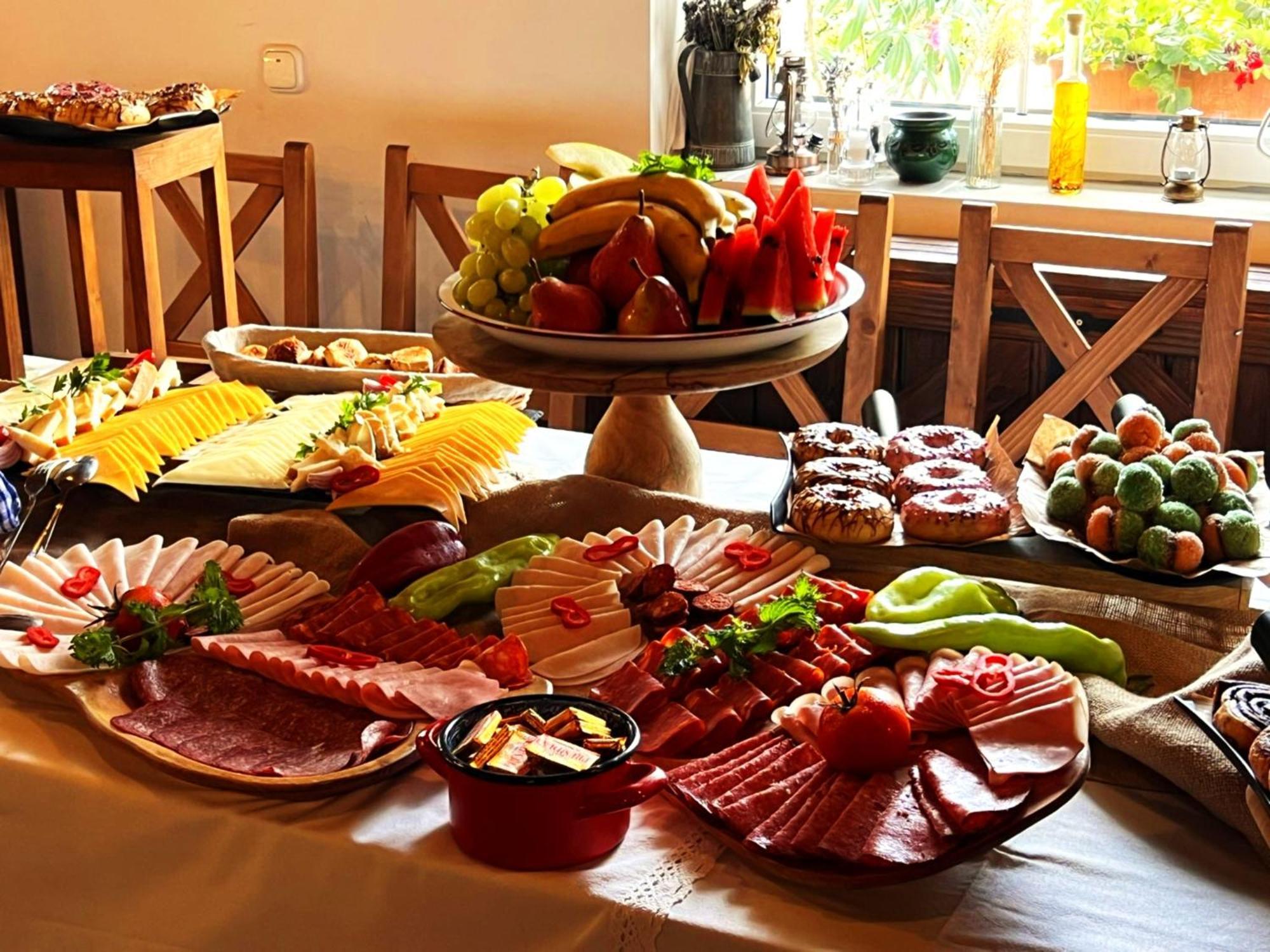 Bed and Breakfast Pilisi Lovas Major, Dorog Екстер'єр фото